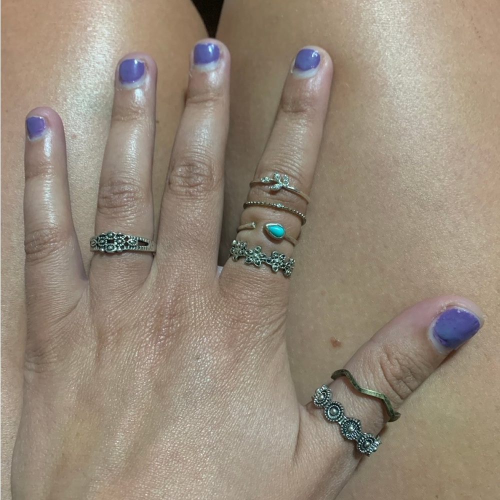 Elegant Silver Women's Ring Set